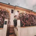 Photo House La *